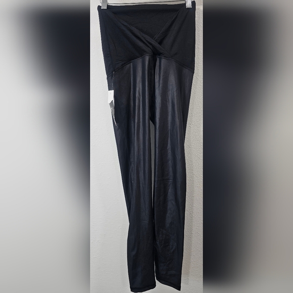 Ingrid+Isabel Maternity Womens Active Comfort High Gloss Leggings Black Size XS - Picture 2 of 10